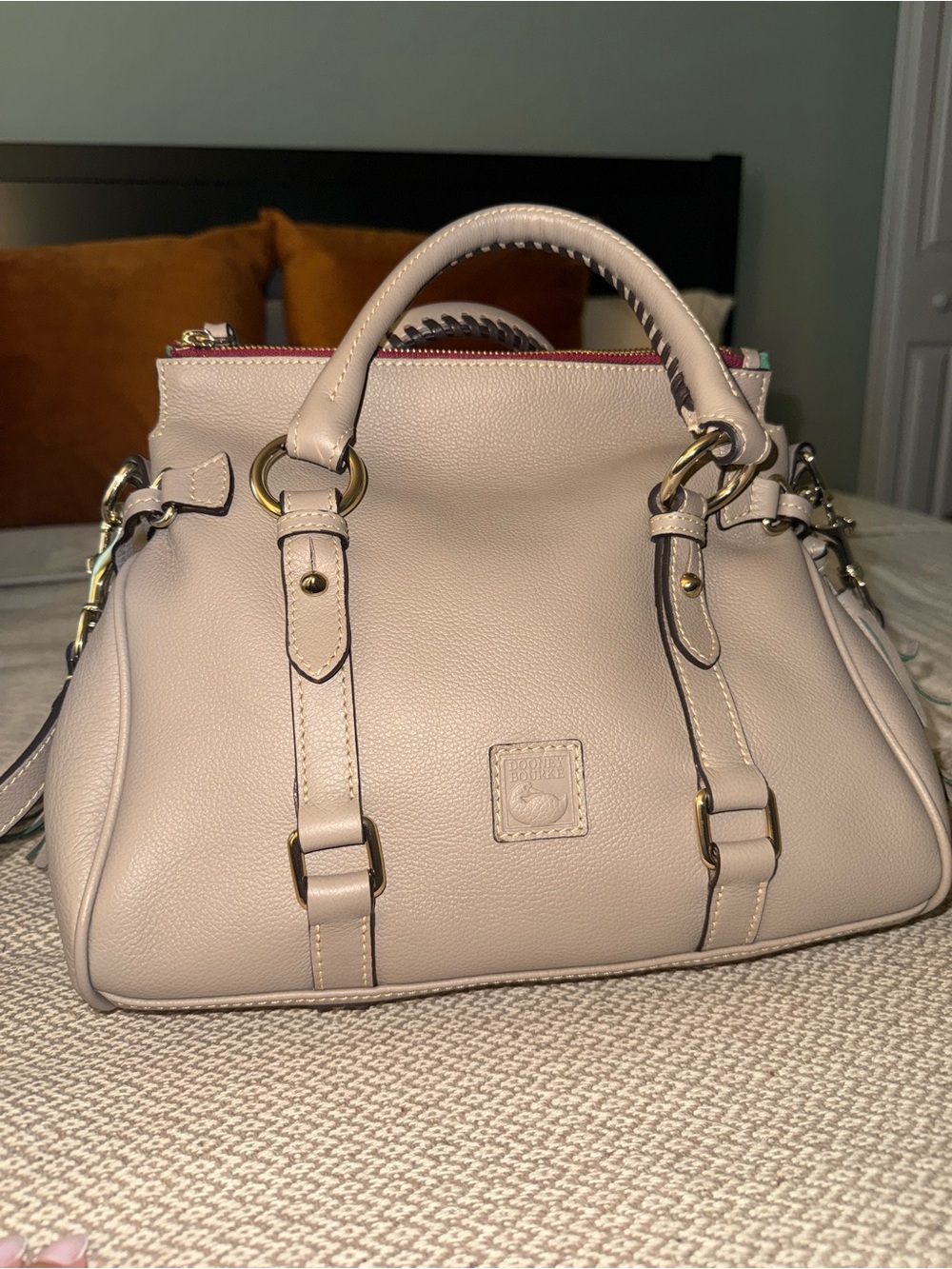 Florentine satchel